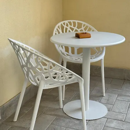 Momi Couette-café