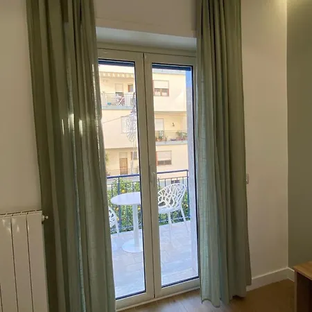 Bed & Breakfast Momi Sorrento