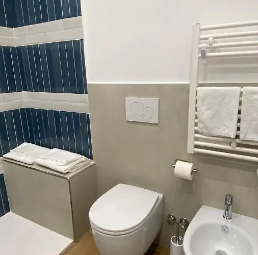 לינה וארוחת בוקר Momi