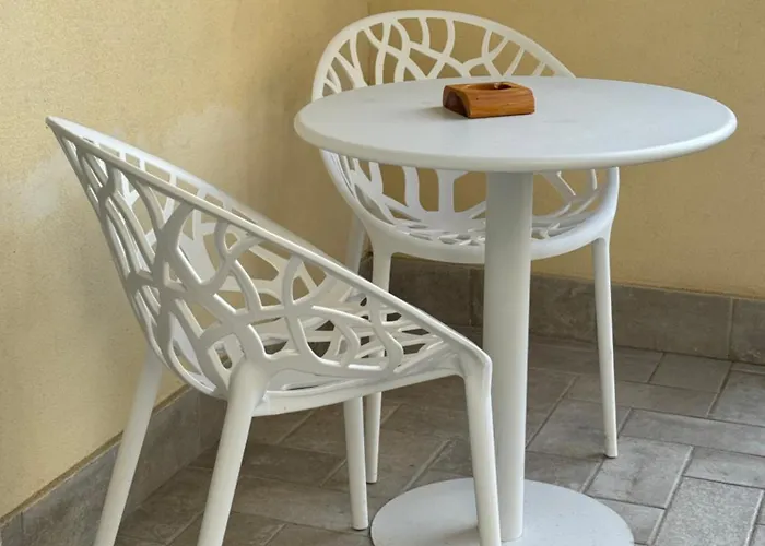 Momi Bed & Breakfast