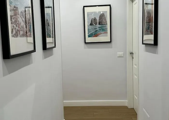 Momi לינה וארוחת בוקר 4*